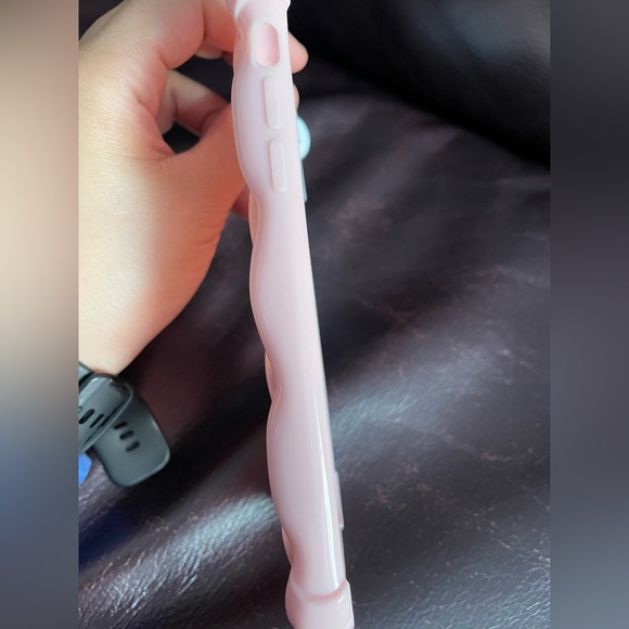 ARDENE Quilted Pink Jelly IPhone 11 case NWT $11 - Picture 4 of 6